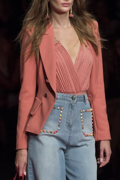 PANTONE 16-1532 Crabapple color trend tendencia moda fashion outfit revista magazine inspiracion girly fashionista