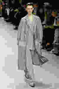 primavera verano 2020, ss2020, tendencias, moda, trend, catwalks, moda asiatica, issey miyake, diseño vanguardista, innovacion, moda, fashion, revista, magazine, panama, pty