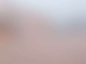 Chuva forte alaga ruas e concessionária em Primavera do Leste