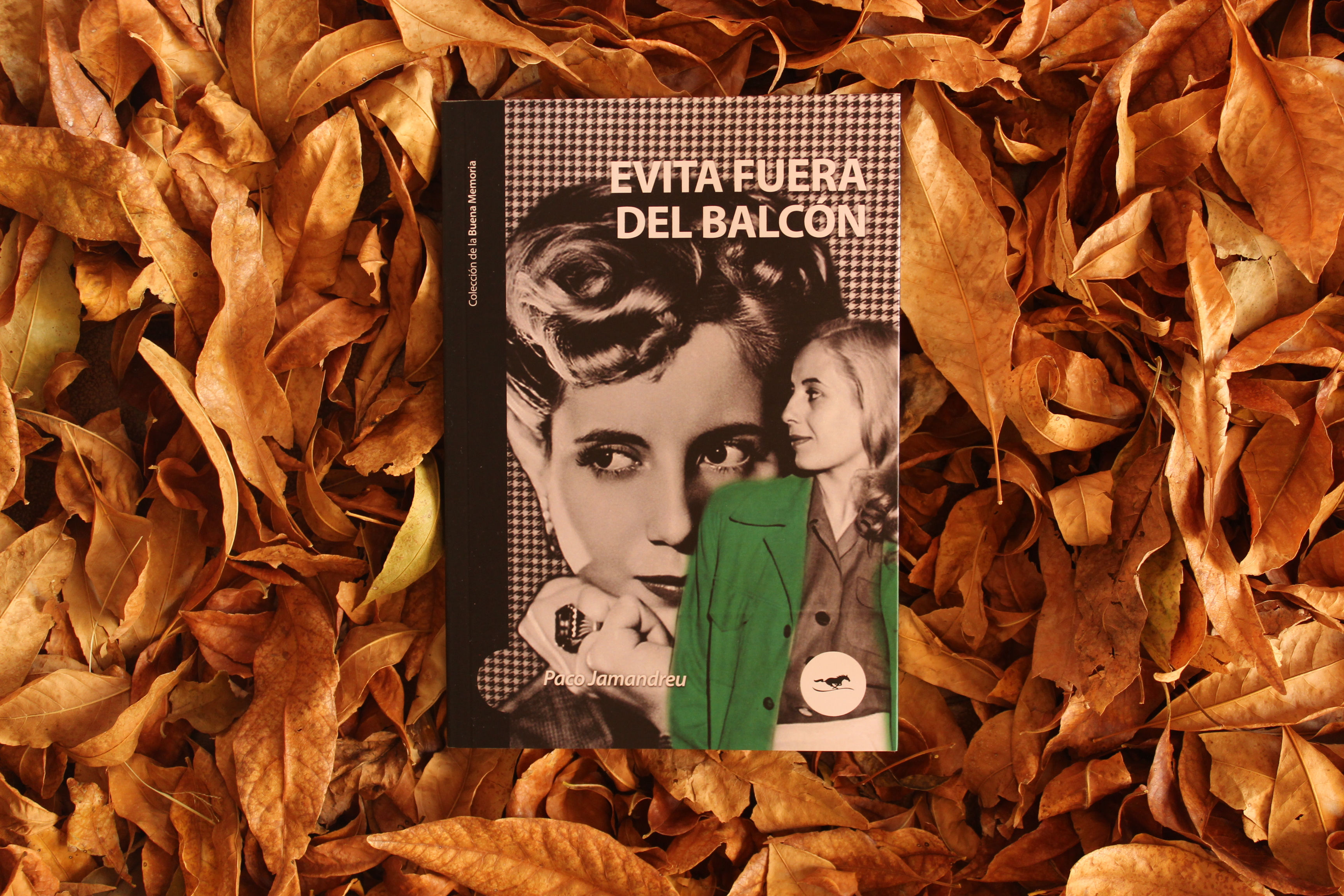 Evita fuera del balcón - Paco Jamandreu