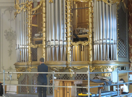 Die Orgel nimmt Form an