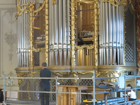 Die Orgel nimmt Form an