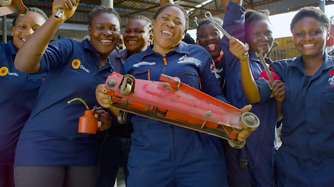 Sandra Aquebor_Lady Mechanic.png