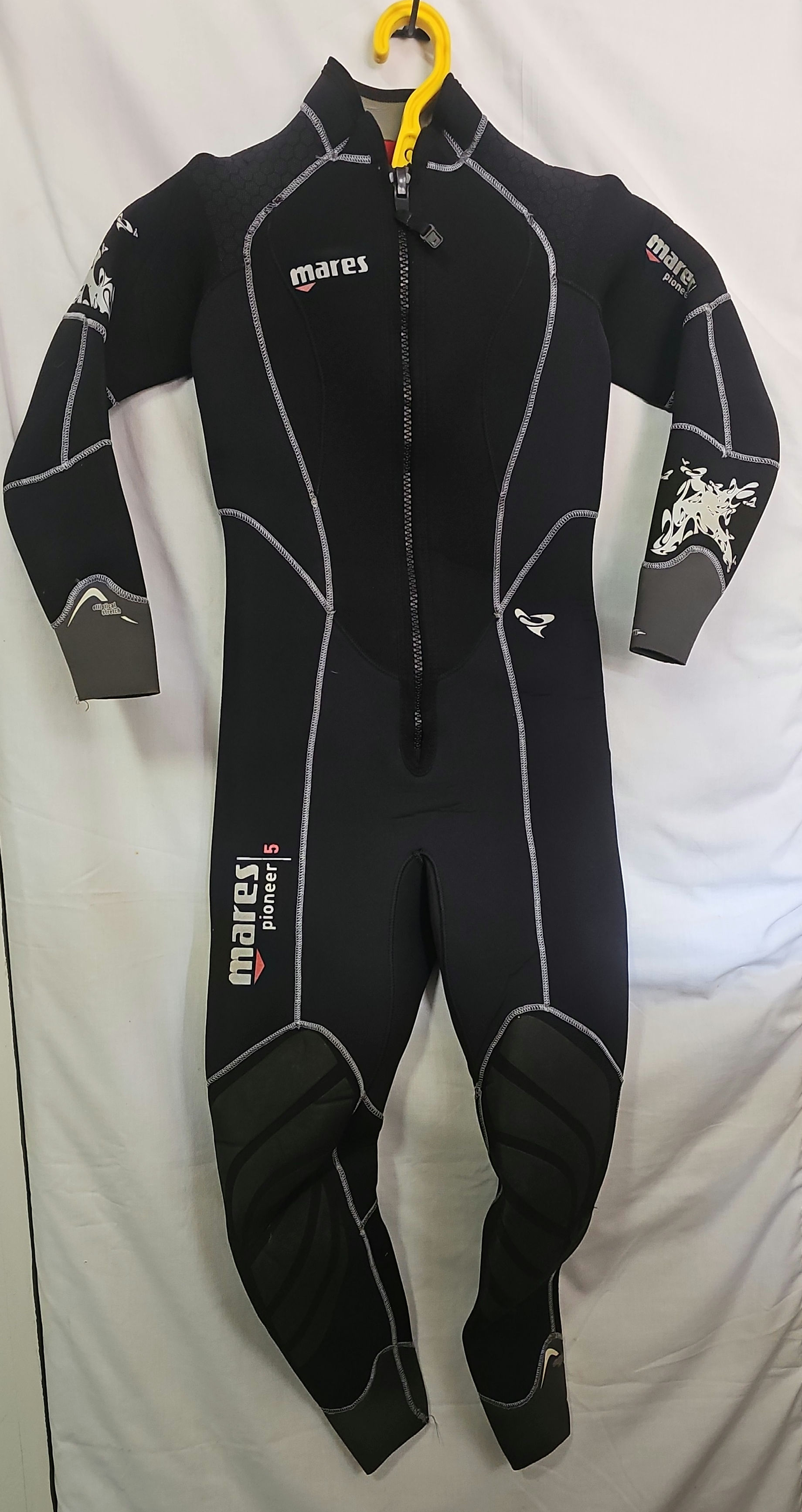 Wetsuit (W114)