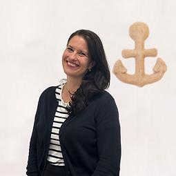Avielle Registered Psychotherapist qualifying offering counselling for burnout, life transitions