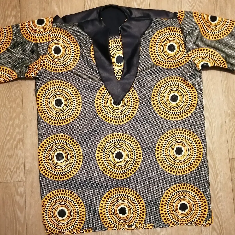Grey shirt with yellow circle pattern