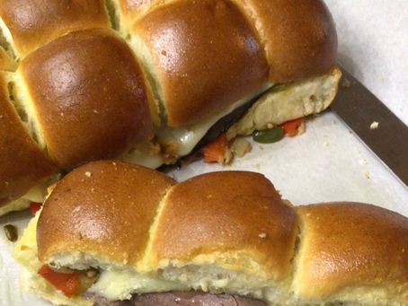 Roast Beef Pull-Apart Sliders with Dipping Sauce