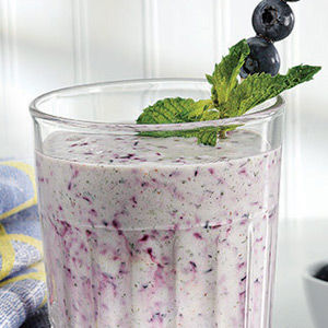 Blueberry, Honey & Mint Smoothie