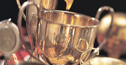 Coupes trophées brillantes