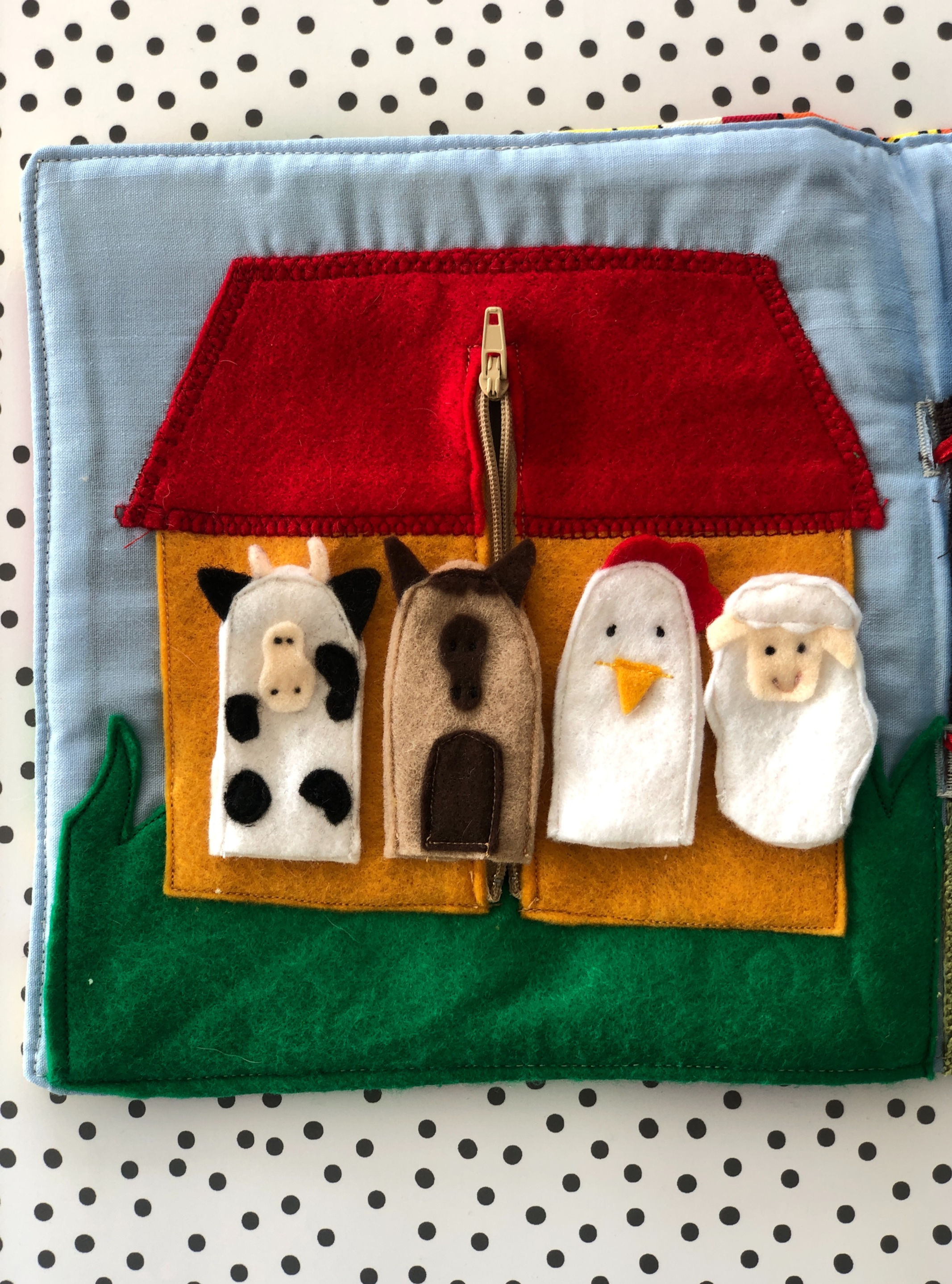 Farmhouse Puppet Single Page