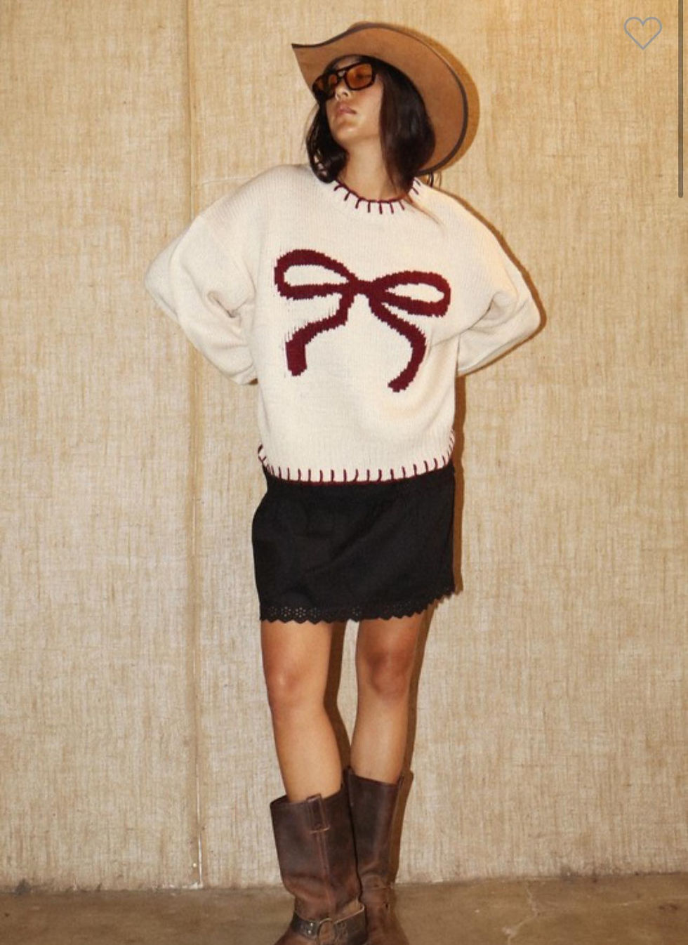 Sweater Maroon and White Bow