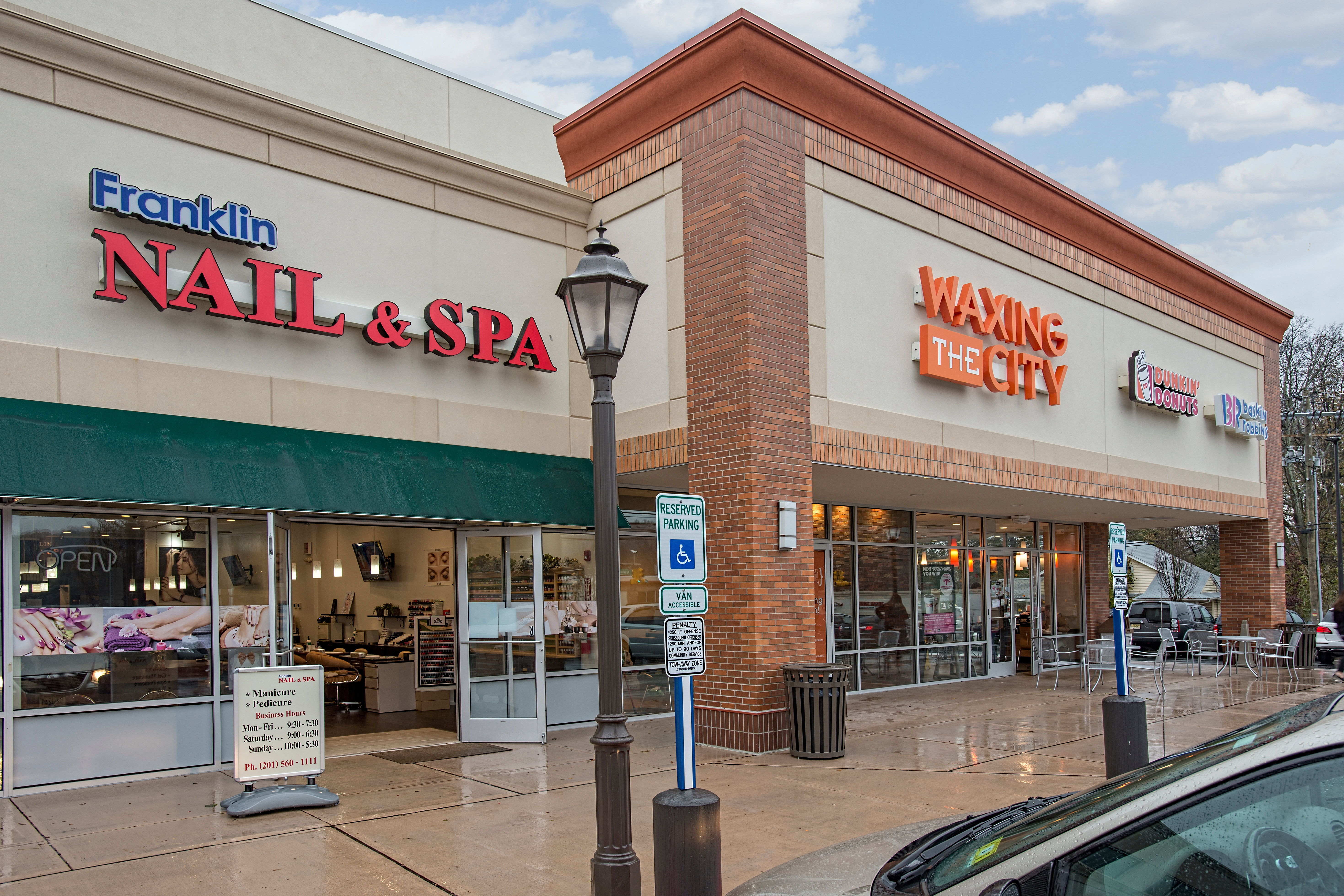 Nail Salon | Franklin Nail and Spa | Store Front 002