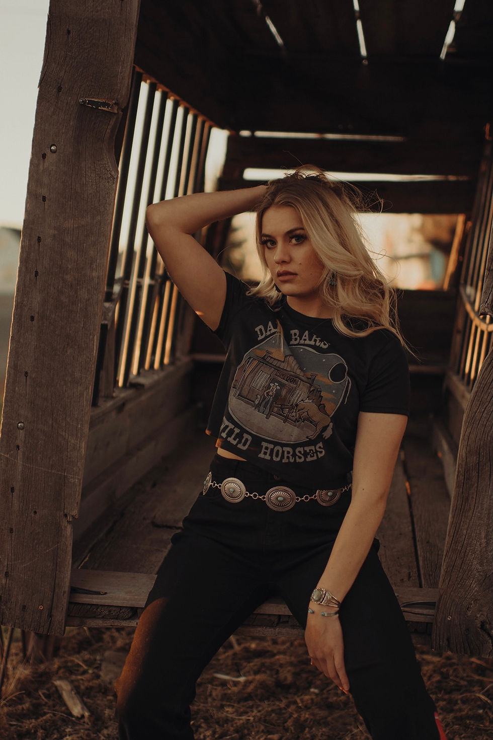 Thumbnail: Dark Bars & Wild Horses Rolled Sleeve Tee 