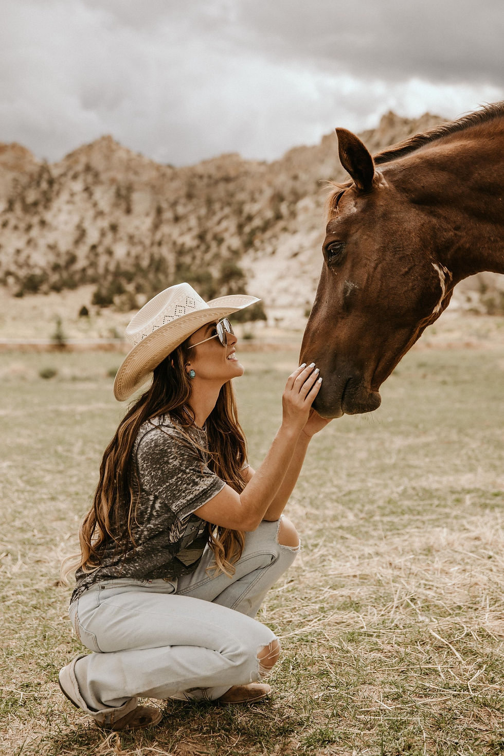 Thumbnail: Wild Horses Couldn't Drag Me Away Grey Acid Wash Distressed Tee