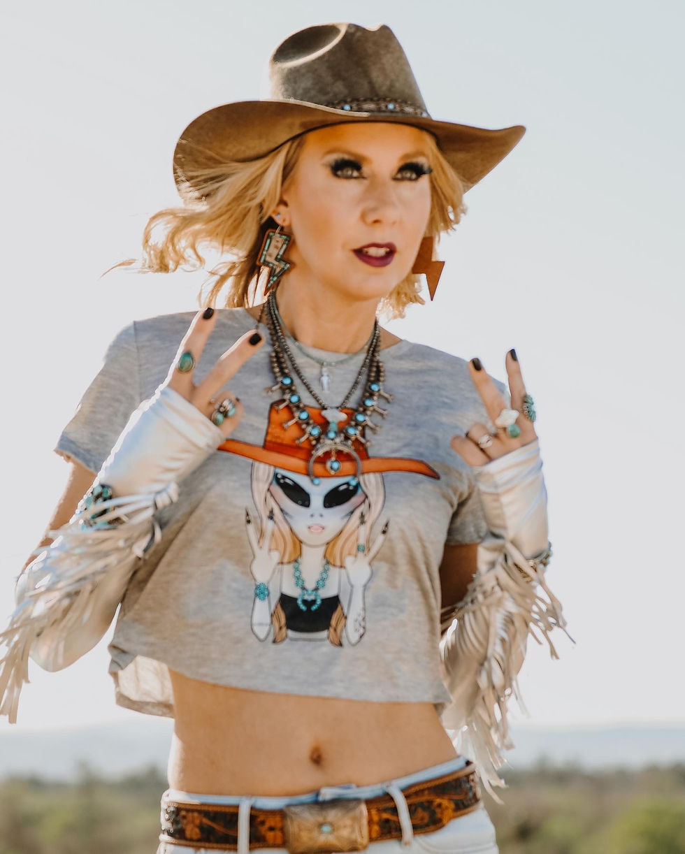Thumbnail: Alien's Love Turquoise Too Grey Crop Tee