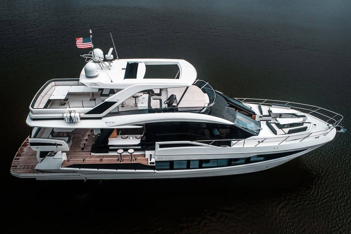 Where and How to Dock and Dine in San Diego