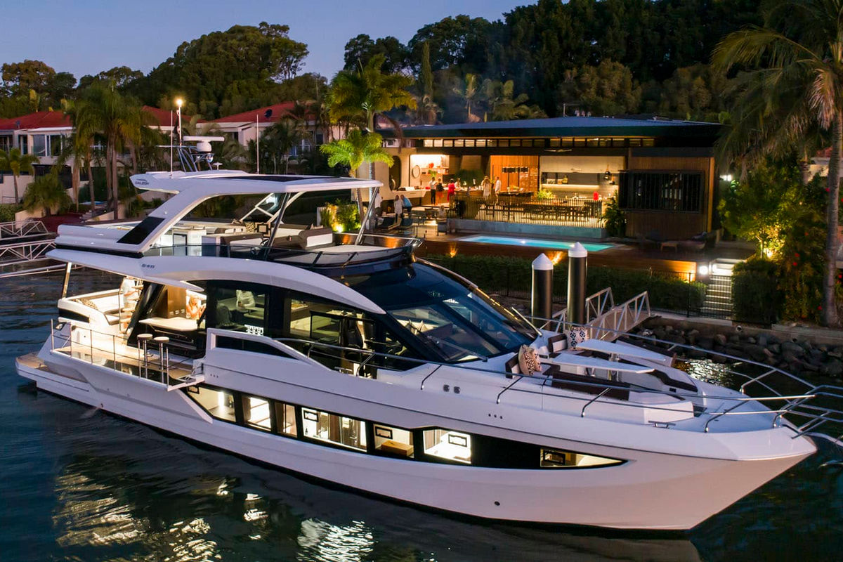 Comparing Yacht Ownership (including fractional and co-ownership) and Yacht Clubs to Artizia Yachts