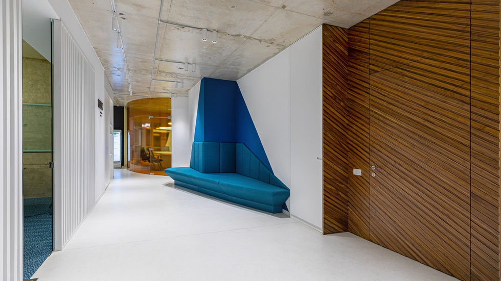 Aménagement bureau sur mesure, mobilier de bureau personnalisé, design intérieur entreprise, agencement professionnel, conception de bureaux modernes, fabrication mobilier haut de gamme, espace de travail ergonomique, optimisation d’espace, laquage sur mesure, mobilier acoustique, bureau sur mesure, décoration bureaux entreprise, aménagement open space, mobilier design, agencement espace professionnel, conception sur mesure, meubles haut de gamme, fabrication française, NEKA Concept, mobilier entreprise personnalisé, agencement bureaux, mobilier ergonomique, design contemporain, espace de travail inspirant, mobilier fonctionnel, meubles professionnels, solutions d’aménagement bureau.