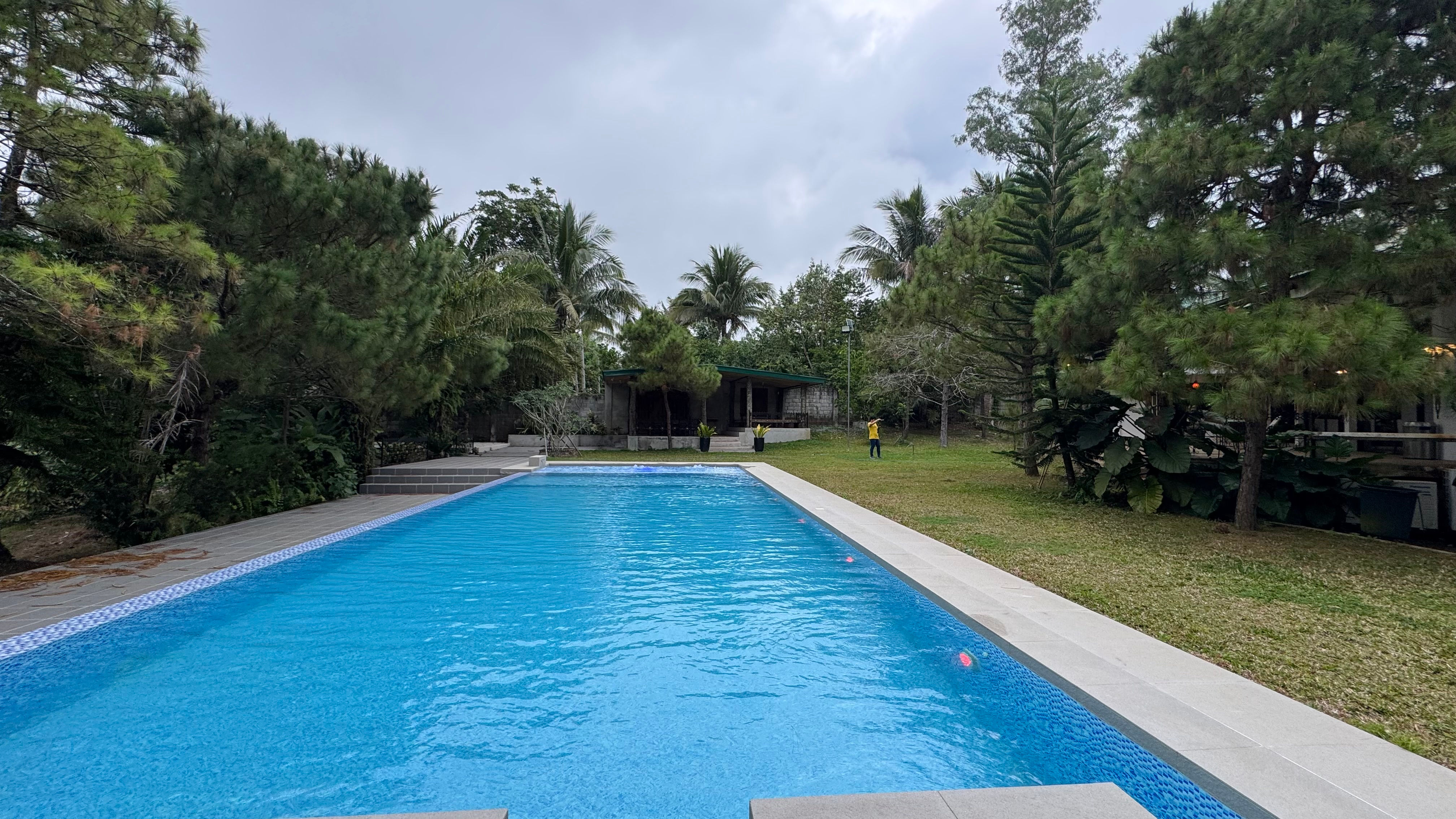 FARMHOUSE WITH POOL IN AMADEO CAVITE