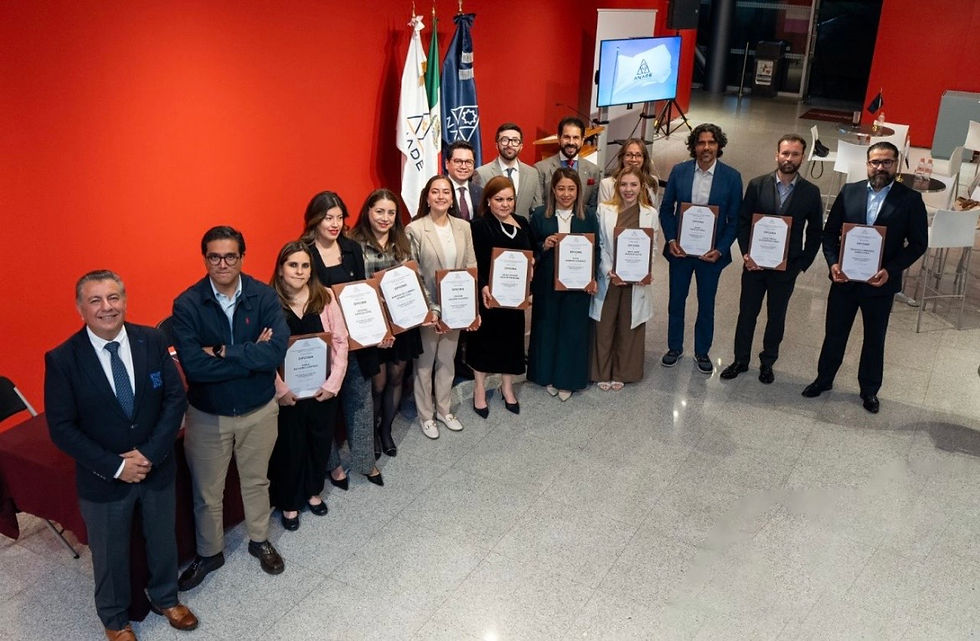 el abogado de empresa necesita ocupar un lugar diferente en la mesa. No al final de la decisión. Al principio.