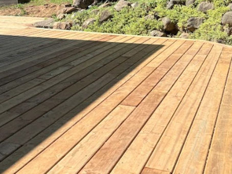 Custom Deck Builder in Barrie
