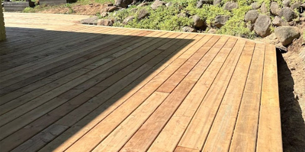 Custom Deck Builder in Barrie