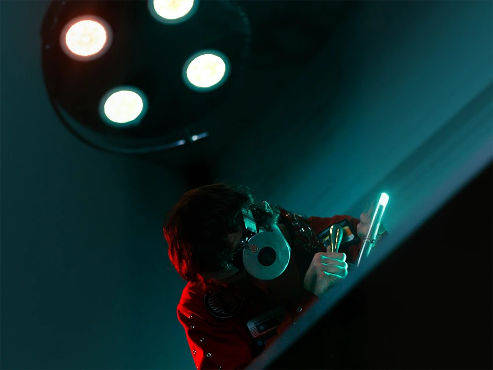 Contrast Quest - "Autobiography of a Red"