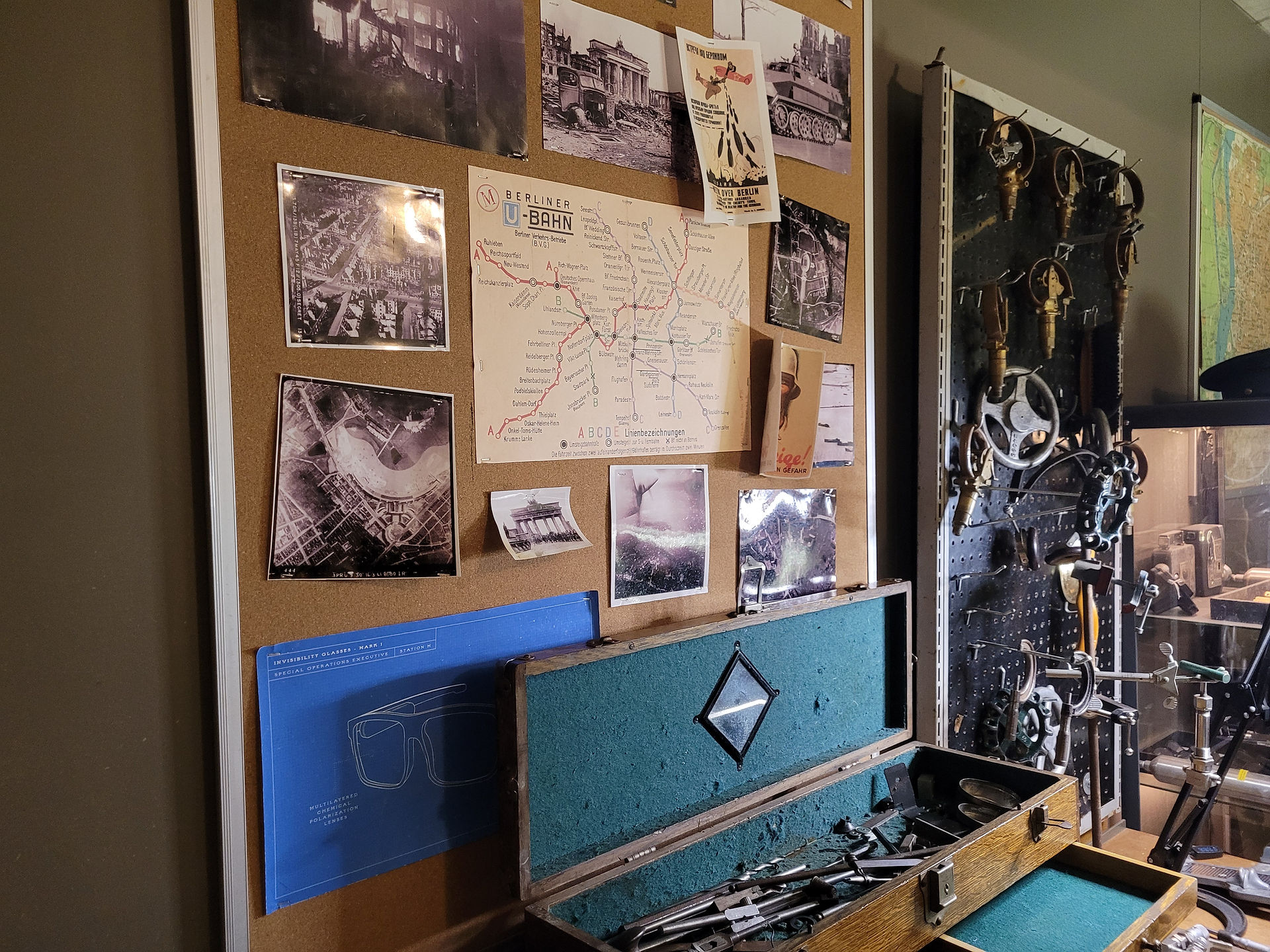 Casa Loma Escape Series (by Secret City Adventures) - "Station M"