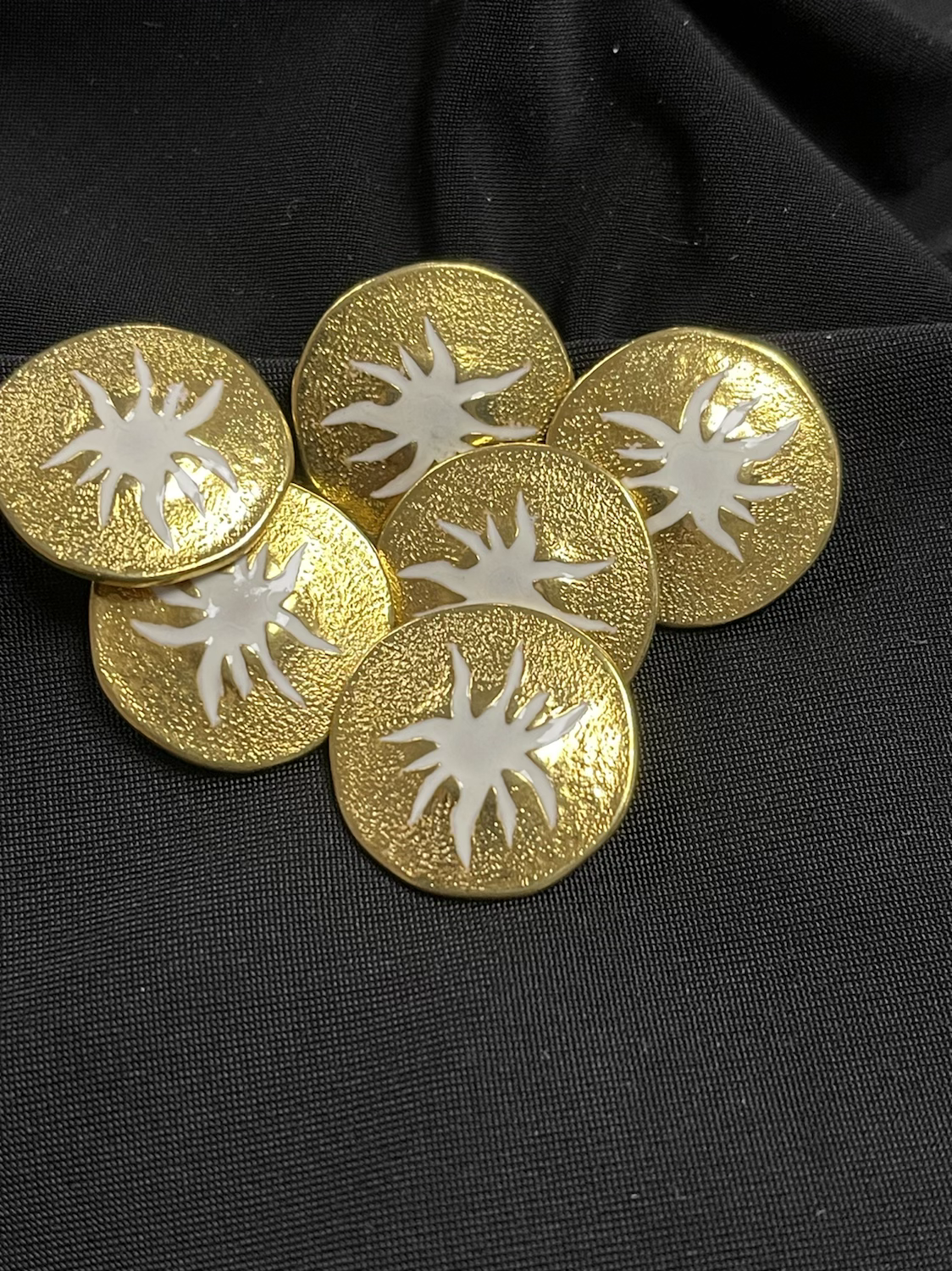 Gold Crab Button  20mm