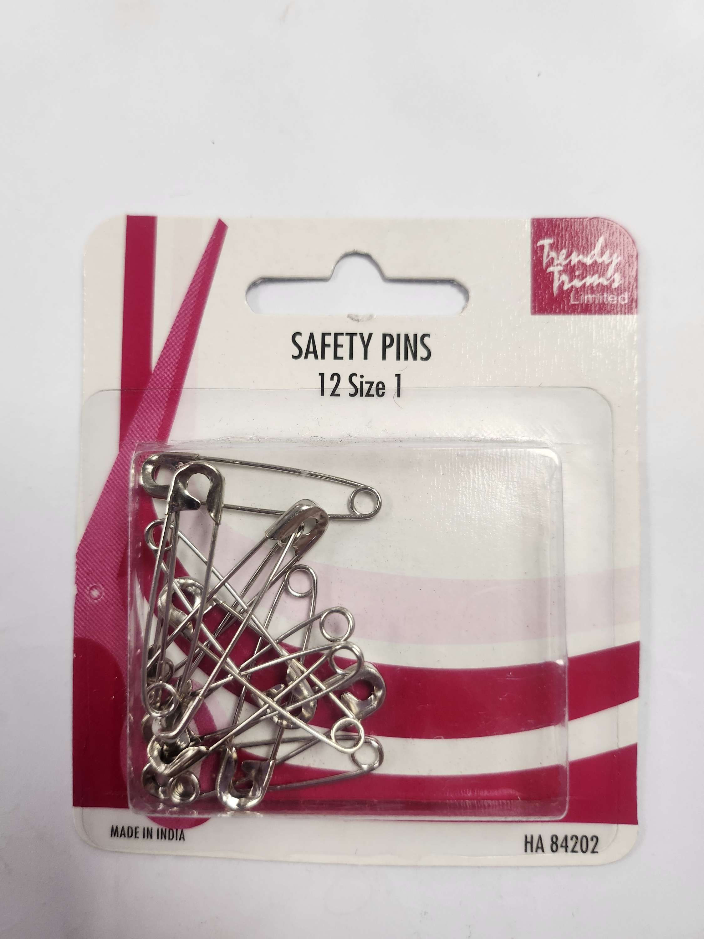 Safety Pins 12 size1