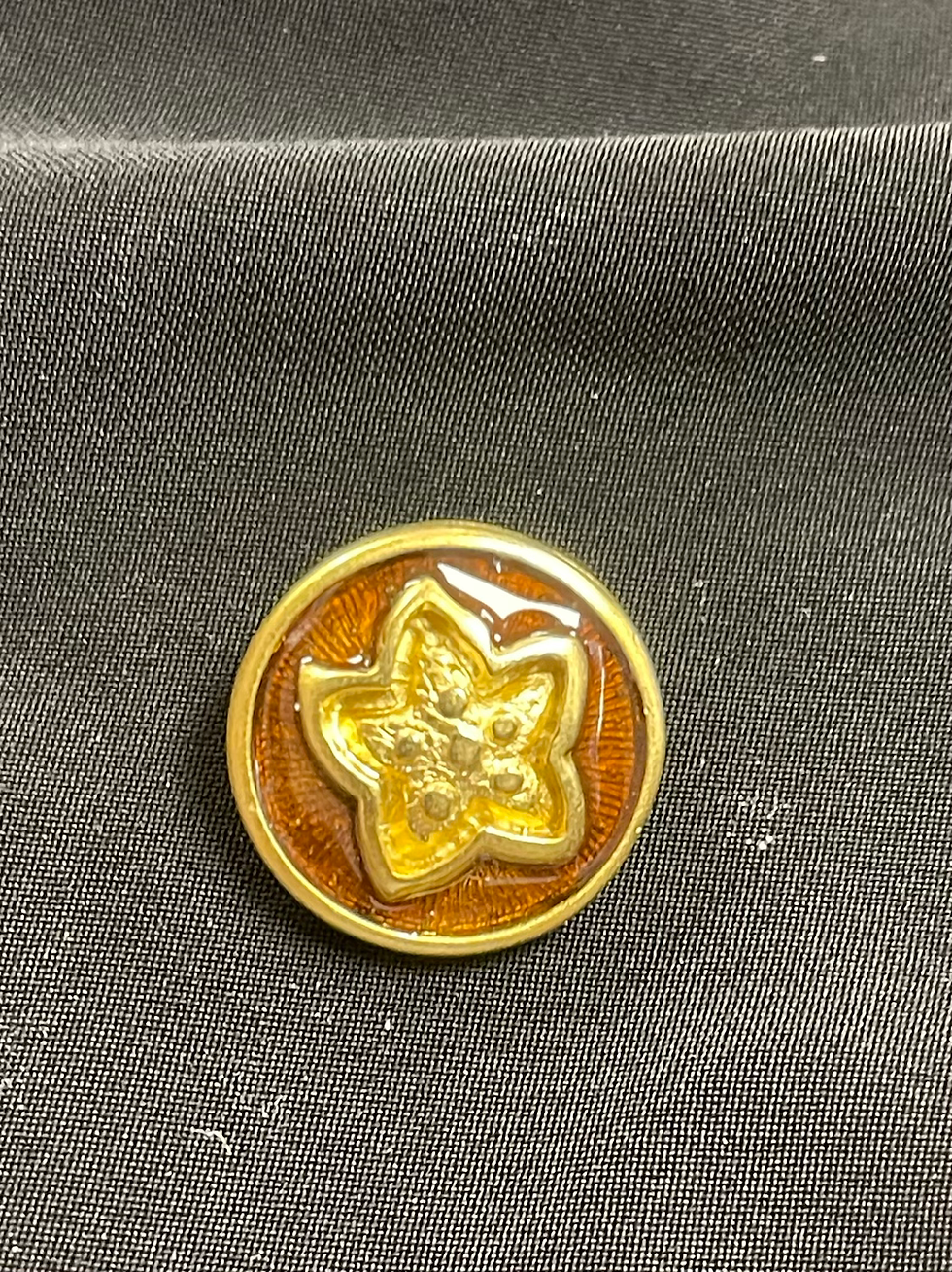 Thumbnail: Gold with Flower Button 11mm