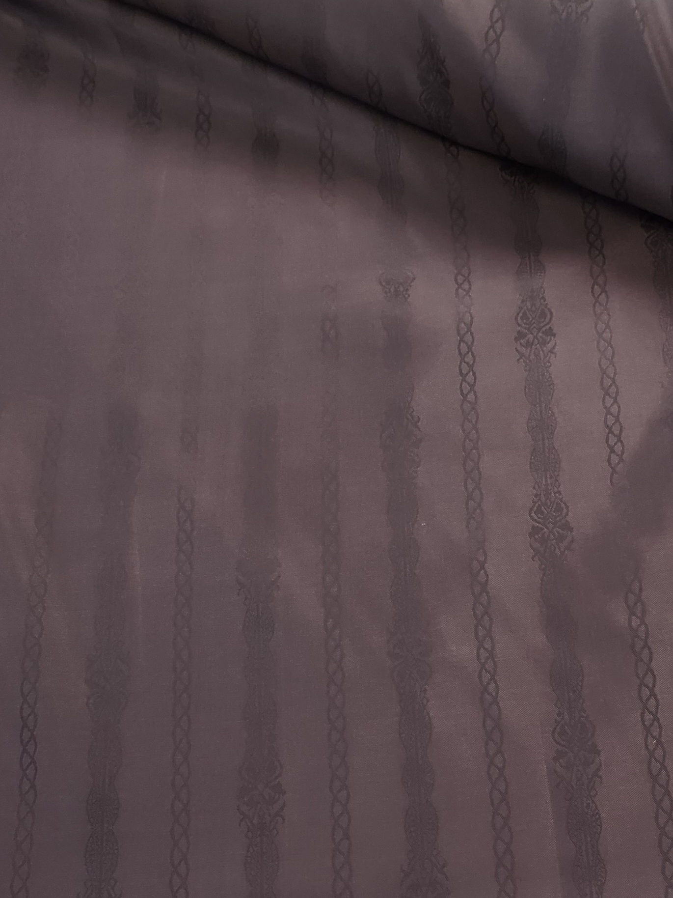 Cambridge Self Patterned Lining Chocolate