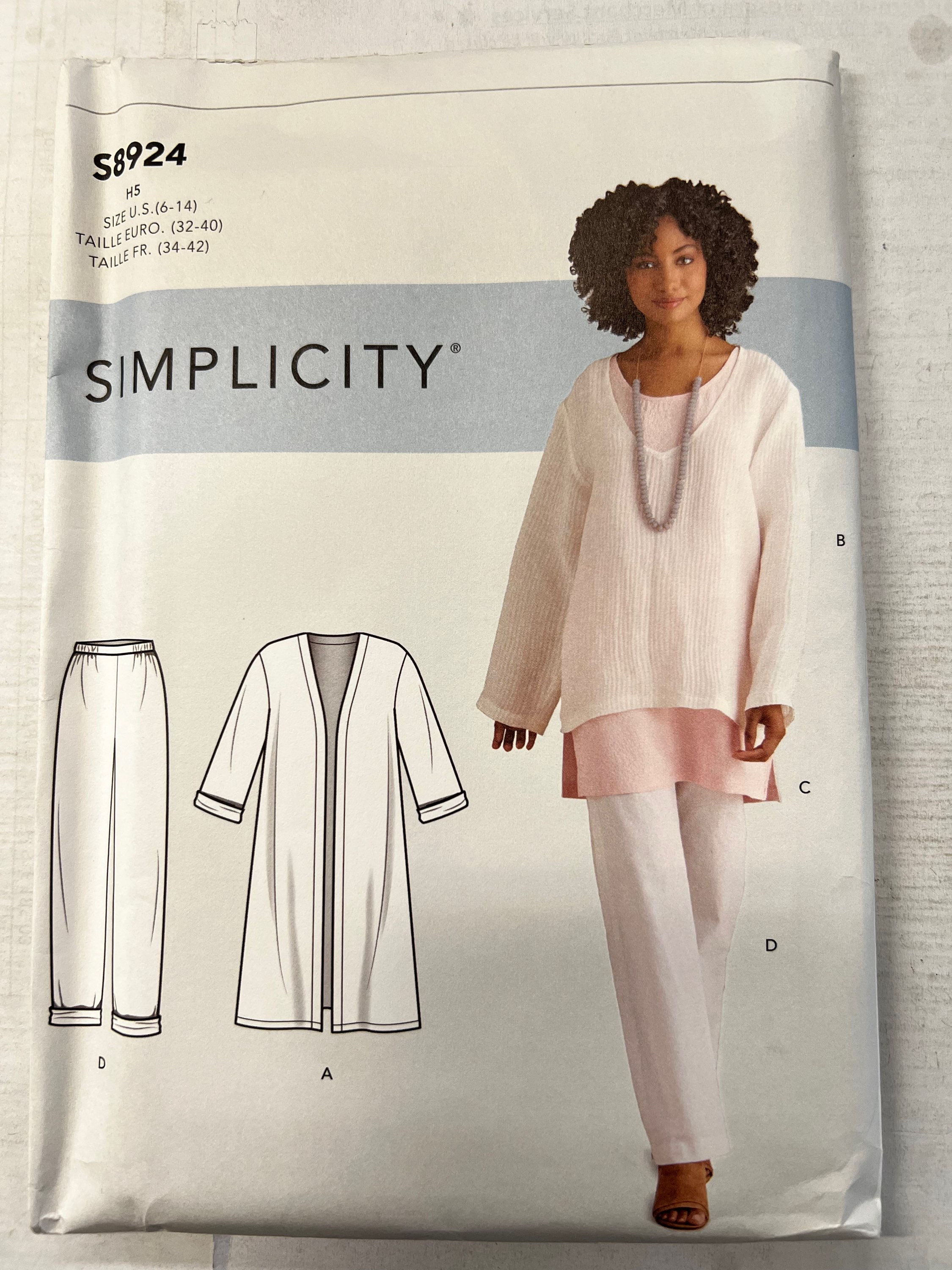 SIMPLICITY S8924 Misses'  Jacket, Top, Tunic & Pull On Pants