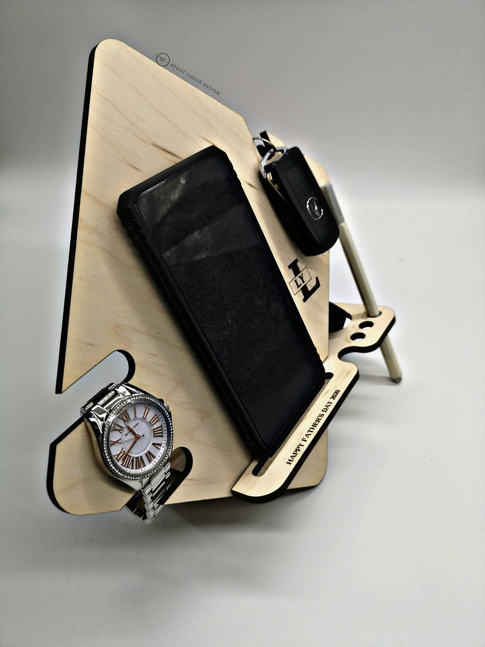 Miniature : Plateau de caddie en bois personnalisé pour téléphone, portefeuille, montre, stylo, clés, chargement de téléphone