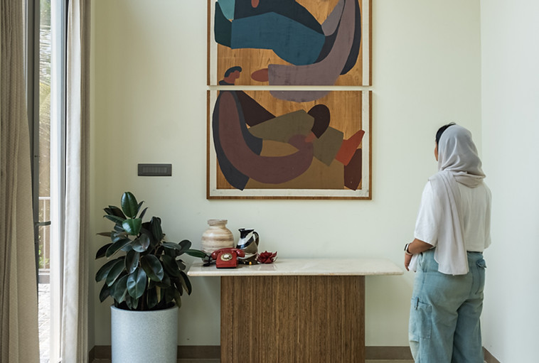 FamilyLiving-2.JPG