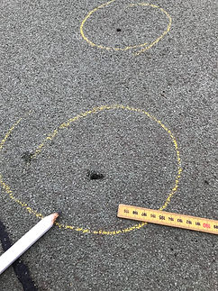 Lækage i tag markeret med kridt