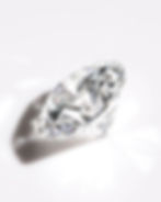 Graff-A-Guide-to-Diamond-Carat-Hero-1080x1350px_edited.jpg