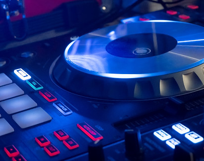 Turntable 02.jpg