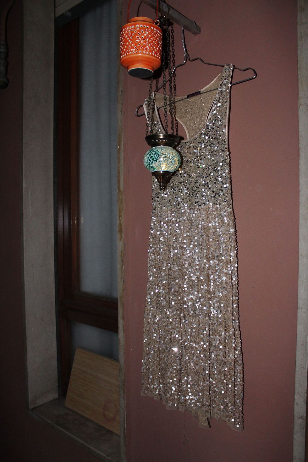 Thumbnail: Sparkle dress