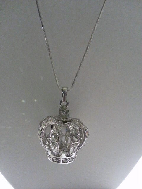 Crown Necklace