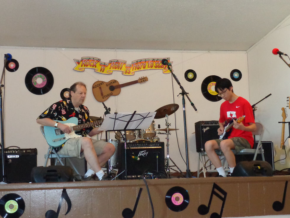 2014 Accent Guitar Summer Recital (19)