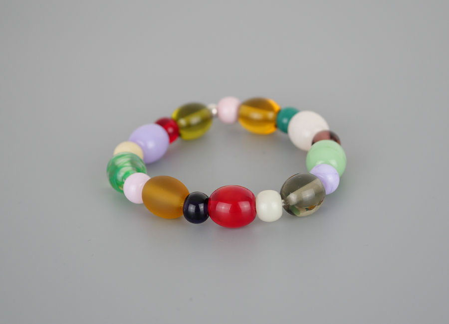 Handgefertigtes Armband, Glasperlen in Rot und Grün