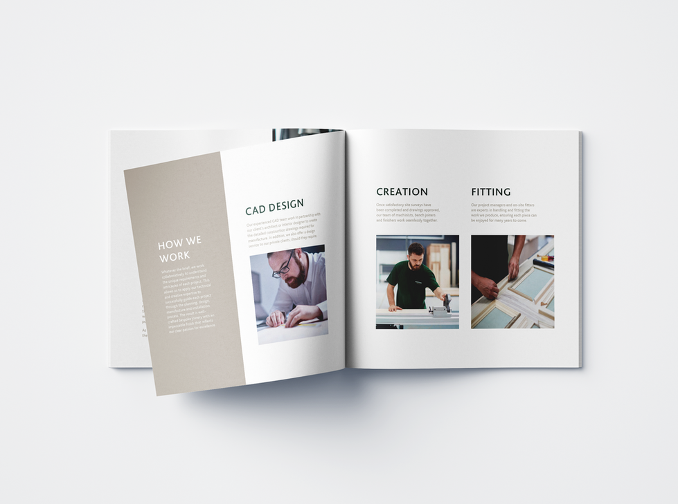 Free_Square_Brochure_Mockup_11
