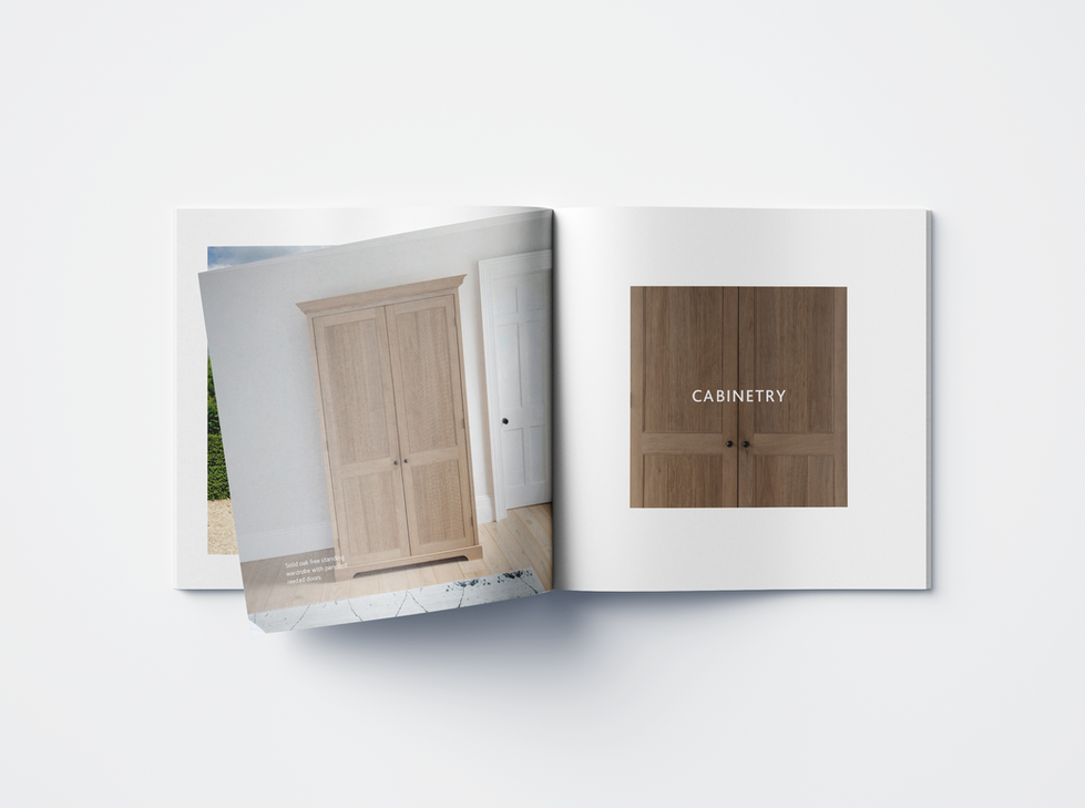 Free_Square_Brochure_Mockup_13