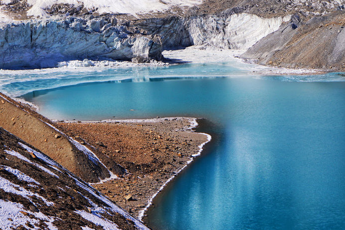 tilicho lake.jpeg