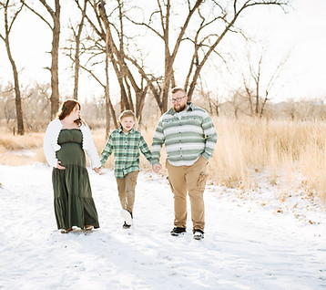 snow family photo