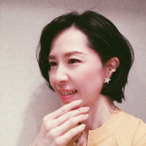 顔周りに華が欲しい