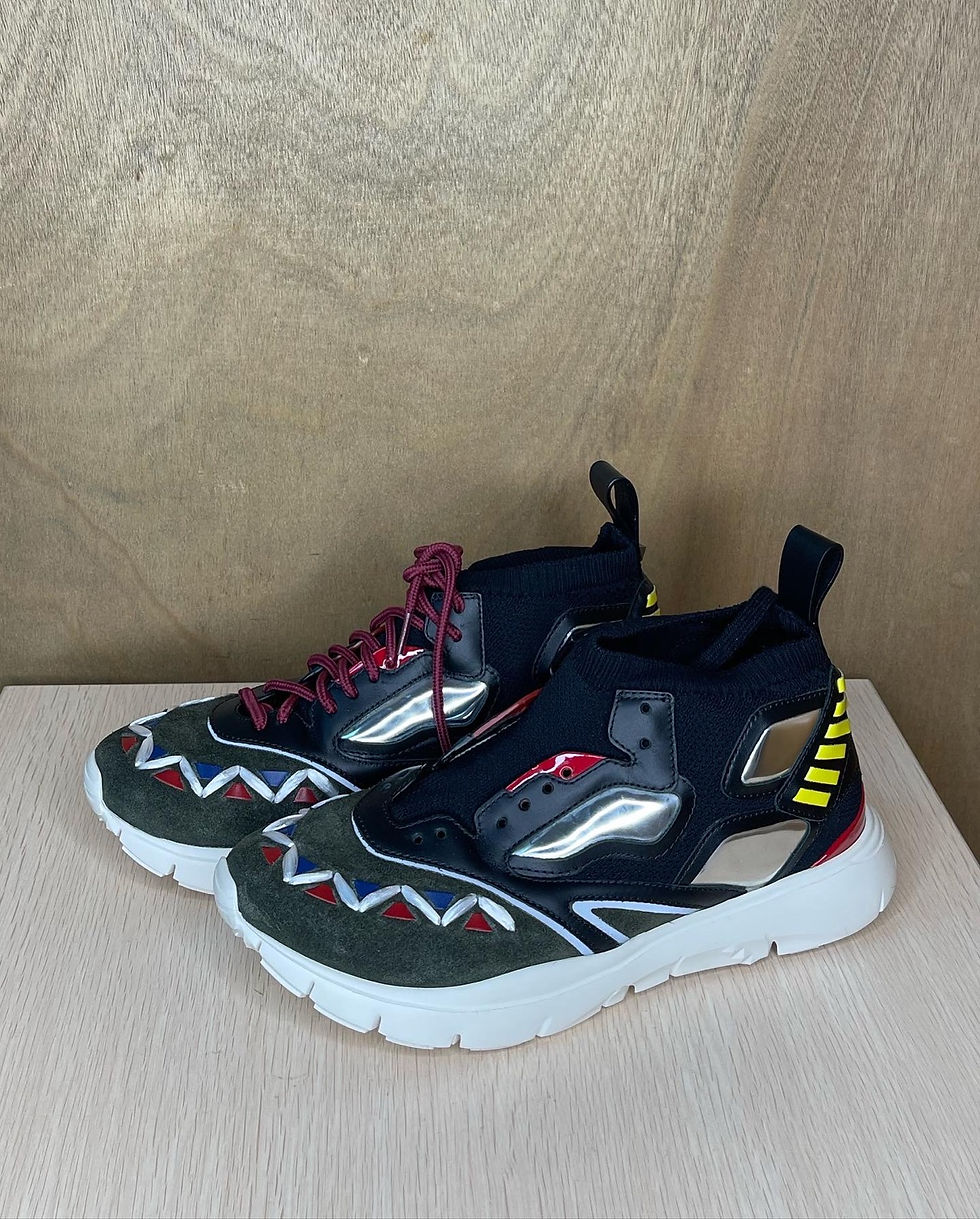縮圖：Valentino
