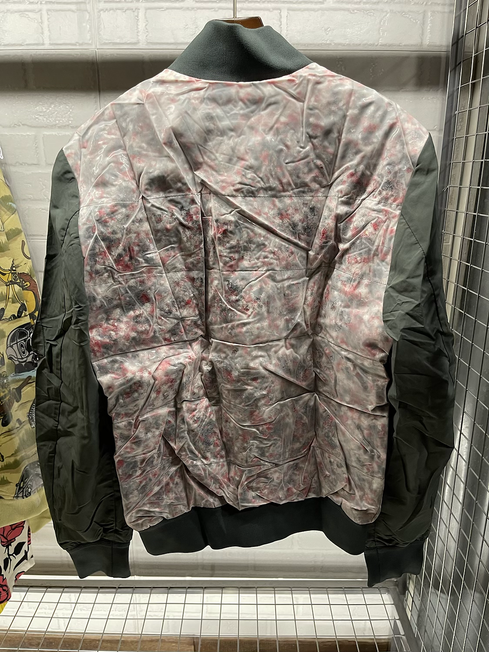 縮圖：Moncler