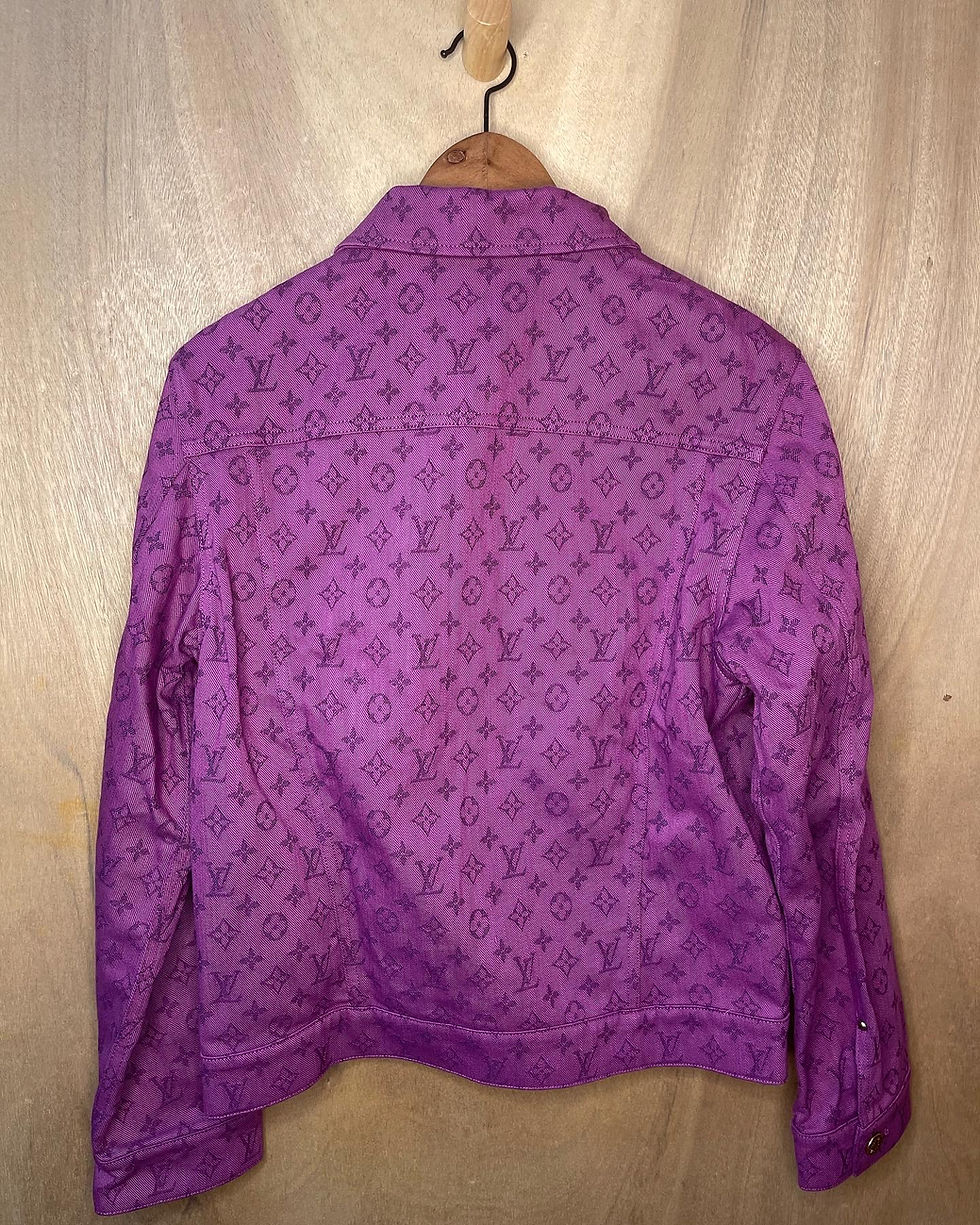 縮圖：Louis Vuitton 